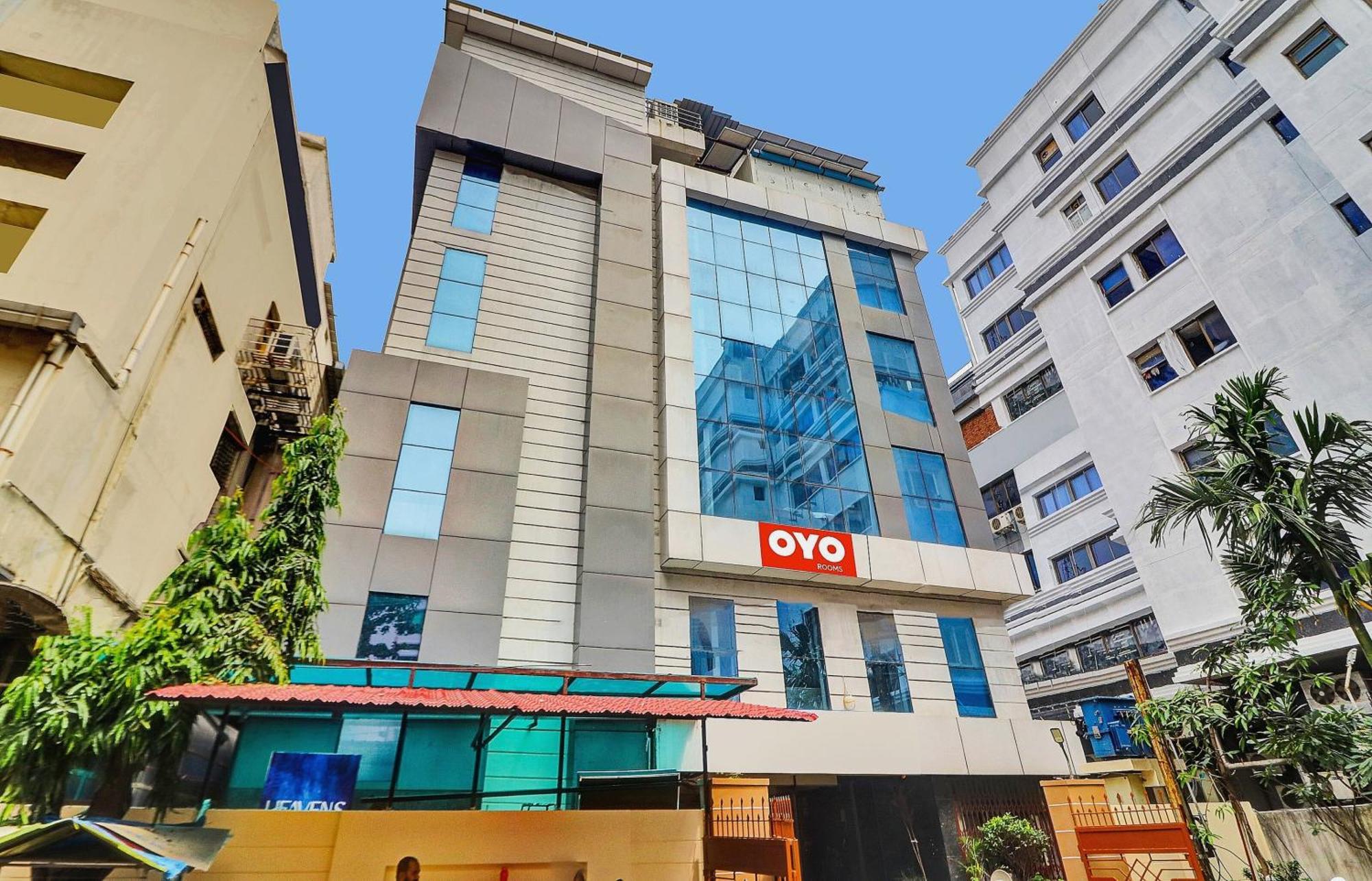Heavens Inn Near Rasoolpura Metro Station ไฮเดอราบัด ภายนอก รูปภาพ
